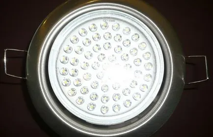 Corpurile de iluminat cu LED-uri bandă - tehnologie de editare video (plafon) Corpurile de iluminat cu LED-uri de bandă - tehnologie de editare video