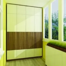 Rafturi pe balcon cu desenele sale specii de mâini (fotografii și video)