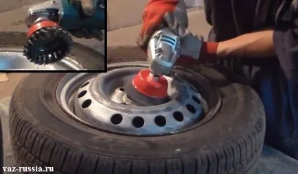 Pictura discuri ștampilate cu mâinile lor (lor) Pictura discuri ștampilate cu propriile lor mâini