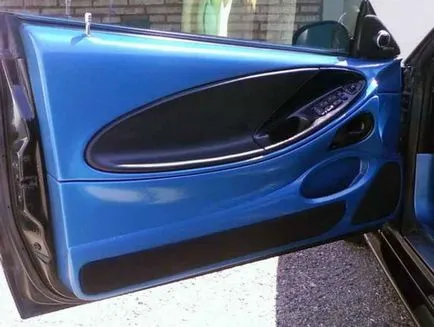 Pictura masina de plastic interior, cu torpile lor mâini pictură și elemente de mașini (pictura) Pictura masina de plastic interior, cu torpile lor mâini pictură și elemente de mașini