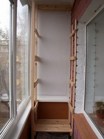 Perioada de valabilitate pe balcon cu mâinile 1