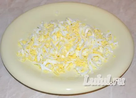 Salata festiv „granat brățară“ cu pui și nuci cu un pas cu pas fotografii rețetă
