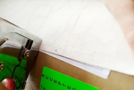Otomană cu propriile sale mâini (mâini) Otomană cu propriile sale mâini