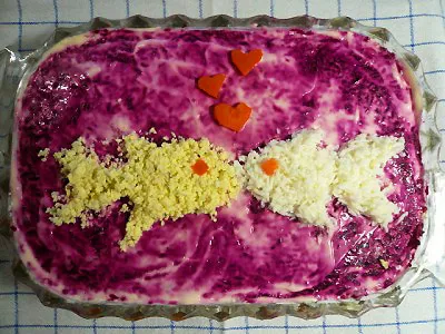 Rețetă și 26 de variante de decor salată „hering sub o haină de blană“