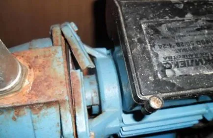 Reparatii copil pompa de apă cu mâinile (lui) Reparare pompa de apa copil cu propriile sale mâini