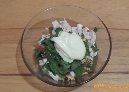 reteta salata cu pui, brânză și roșii