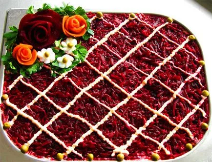 Rețetă și 26 de variante de decor salată „hering sub o haină de blană“