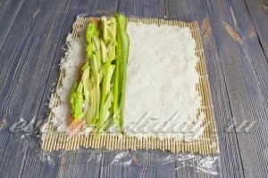Rolls fără nori la domiciliu, reteta cu o fotografie
