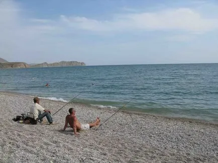 Pescuit de pe coasta Marii Negre, cu o filare de capturare film
