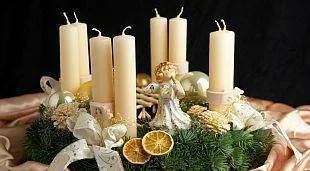 Crăciun coroană de flori - Coroana de Advent (coroană de flori) Crăciun coroană de flori - Coroana de Advent