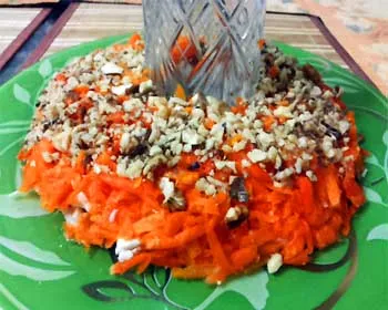 Salata - granat brățară - cu pui și nuci (pui) Salata - granat brățară - cu carne de pui si nuci