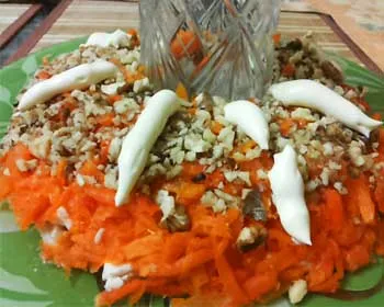 Salata - granat brățară - cu pui și nuci (pui) Salata - granat brățară - cu carne de pui si nuci