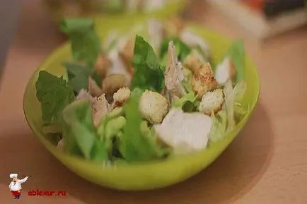 Salata Caesar cu pui - reteta sos pentru salata