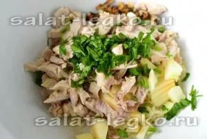 Salata cu carne de pui, telina si reteta de mere cu fotografie (salata) Salata cu carne de pui, telina si reteta de mere cu o fotografie