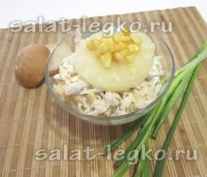 Salata de pui cu ananas si reteta de porumb (pui) Salata de pui cu ananas și porumb reteta