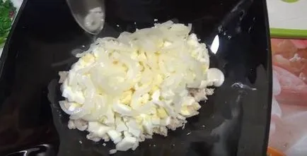 Salata de pui cu ananas și simplu syrom- și rețete delicioase