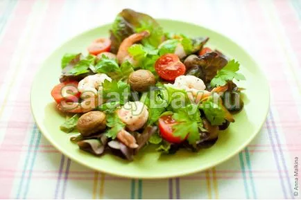 Salata cu creveți și roșii - găsi rețeta scăzut de calorii cu fotografii și video