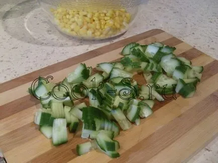 Salata cu porumb și castravete - un pas cu pas reteta cu fotografii, salate (castravete) Salata cu porumb și castravete - un pas cu pas reteta cu fotografii, salate