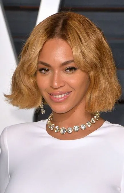 Cele mai la modă coafuri în 2016 prin exemplul vedetelor de la Hollywood, umkra (haircut) Cele mai la modă coafuri în 2016 prin exemplul vedetelor de la Hollywood, umkra