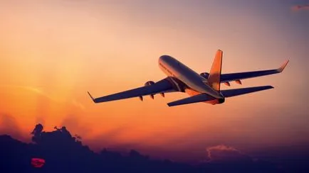 Avionul în fotografie cer