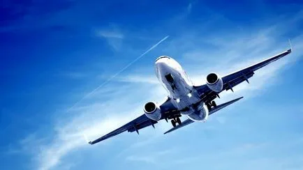 Avionul în fotografie cer
