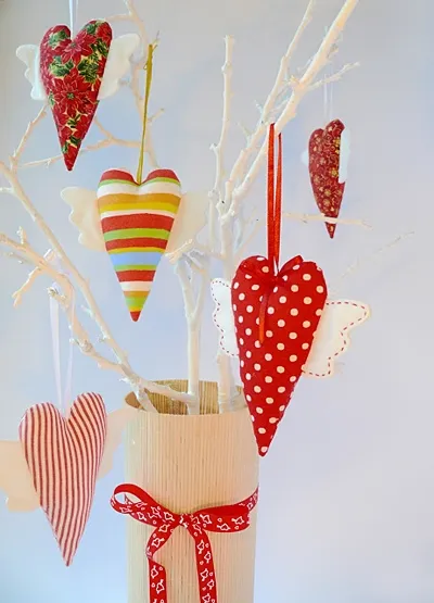 Inimi de tesatura, cu propriile lor mâini Valentines pentru a doua jumătate!