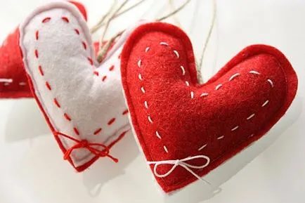 Inimi de tesatura, cu propriile lor mâini Valentines pentru a doua jumătate!