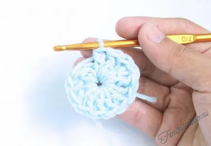 pălării Crochet pentru nou-născuți - scheme, clasa de master și un tutorial video (wizard) pălării Crochet pentru nou-născuți - scheme, clasa de master și o lecție video de