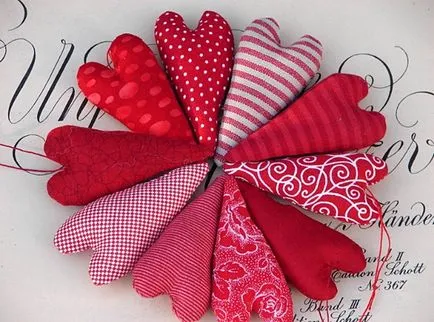 Inimi de tesatura, cu propriile lor mâini Valentines pentru a doua jumătate!