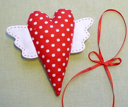 Inimi de tesatura, cu propriile lor mâini Valentines pentru a doua jumătate!