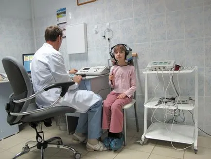 Zgomotul în urechea stângă, zgomotul cauzează într-o singură ureche