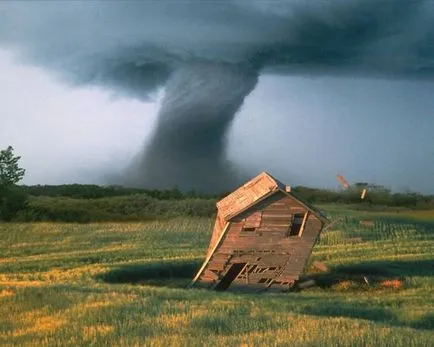 Tornado fenomen nerezolvate - mistere ale planetei Pământ - știri (zona de joasă presiune) Fenomenul Tornado nerezolvate - mistere ale planetei Pământ - Știri