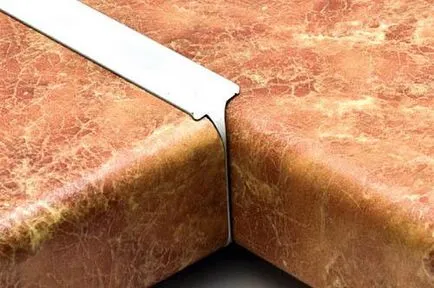 Compusul worktop la unghiuri drepte
