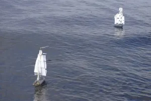 Construcția de modele de nave cu vele din sticle de plastic