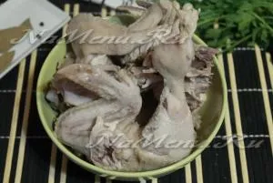 Supa cu tăiței de casă și reteta de pui cu pas pentru cele mai delicioase (tăiței) Supa cu tăiței de casă și reteta de pui pas pentru cel mai delicios