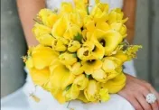 Buchet de valoare galben