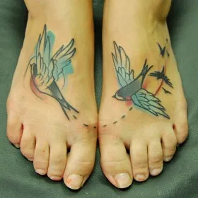 Rândunica sensul tatuaj - semnificația simbolului pentru fete și băieți (tatuaj) Rândunica sensul tatuaj - semnificația simbolului pentru fete si baieti