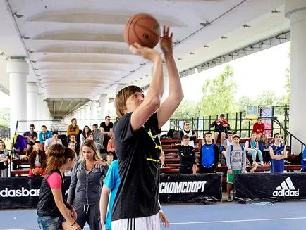 Challenger recomandă a învăța cum să joace - baschet cu - zero,