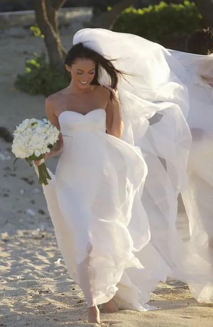 Megan Fox rochie de nunta