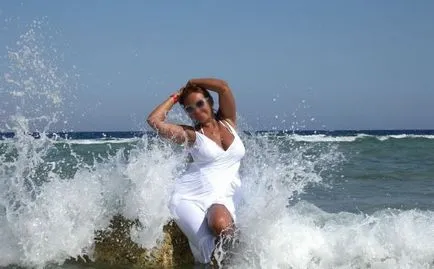 Trei Natalia Putin - tsurrealizm - mediu (mediu) Trei Natalia Putin - tsurrealizm - mediu