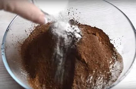 Tort „plăcintă Whoopie» (plăcintă cu vânturi) cu smântână și smântână - o explozie de gust, pregătirea gustoase și (vânturi) Tort „plăcintă Whoopie» (plăcintă cu vânturi) cu smântână și smântână - o explozie de gust, pregătirea gustoase și