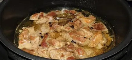 Carne presata de porc la domiciliu - o rețetă într-o cratiță, multivarka, autoclava și presiune aragaz
