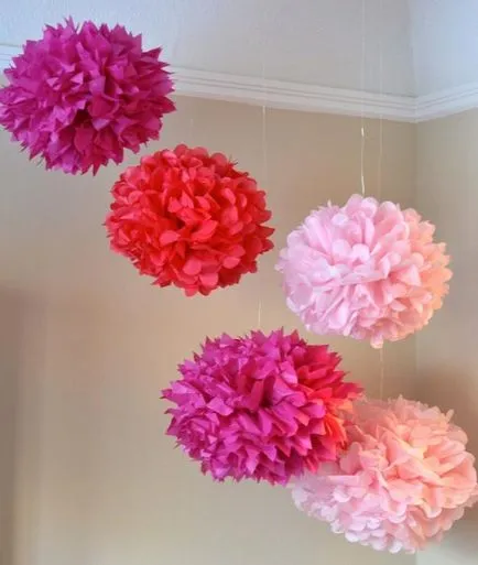 Aflați cum să facă POM-POMS de hîrtie cu propriile mâini
