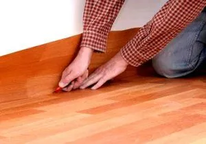 De stabilire a linoleum cu mâinile lui pas cu pas