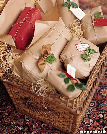 Cadou Ornament cu mâinile - arcuri, flori, panglici (Cadouri) Cadou Ornament cu mâini - arcuri, flori, panglici