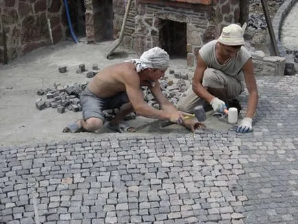 Pavaj propriile lor mâini se poate face pentru toată lumea, tehnologia (foto și video) (poate) Pavaj propriile lor mâini se poate face pentru toată lumea, tehnologia (foto și video)