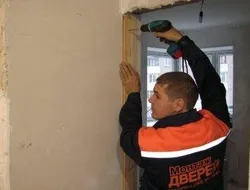 Configurarea și instalarea de uși din aluminiu, valuminii