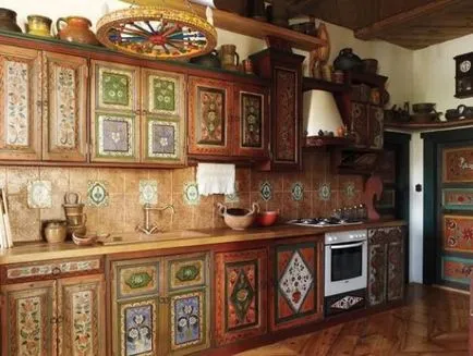 Instalarea balamale pe fațade de bucătărie pe gros, subțire, raza
