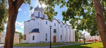 Veliky Novgorod - cel mai vechi oraș din România - obiectivele turistice ale Veliki Novgorod (mare) Veliky Novgorod - cel mai vechi oraș din România - obiectivele turistice din Veliky Novgorod