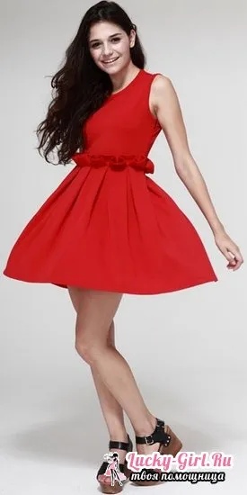 Rochie model cu un pas talie mare pas descriere a procesului